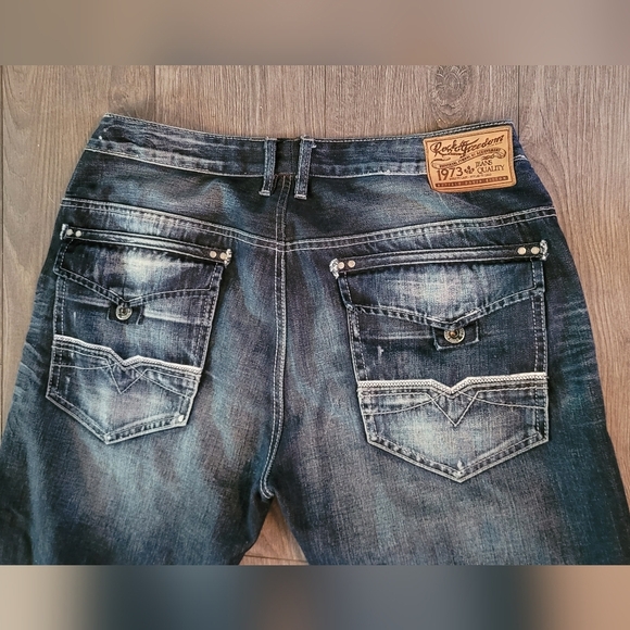 Buffalo Blue Relaxed Jeans with Distressed Details - Picture 1 of 5